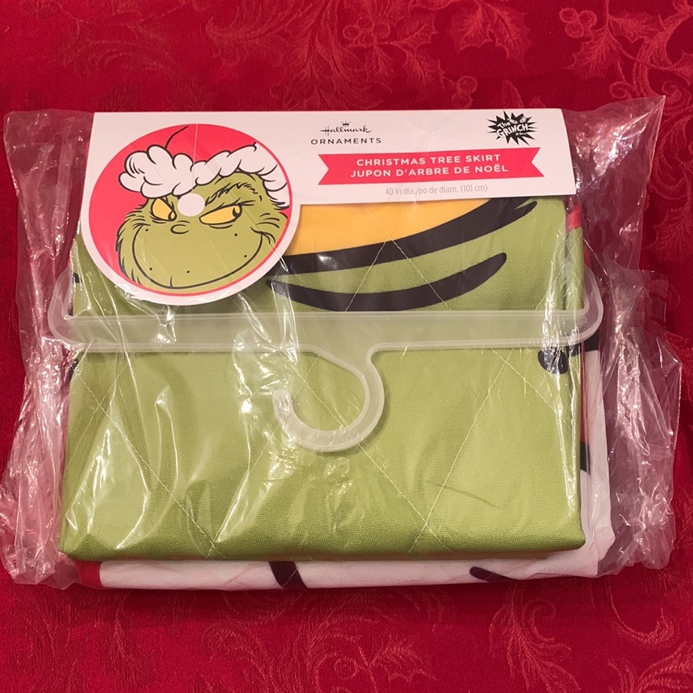 The Grinch Christmas tree skirt - Picture 2 of 8
